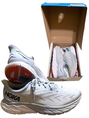 Hoka ARAHI 6 1123195/PABF Women's Shoes Light Blue Sz 11 Very Little Wear & Box